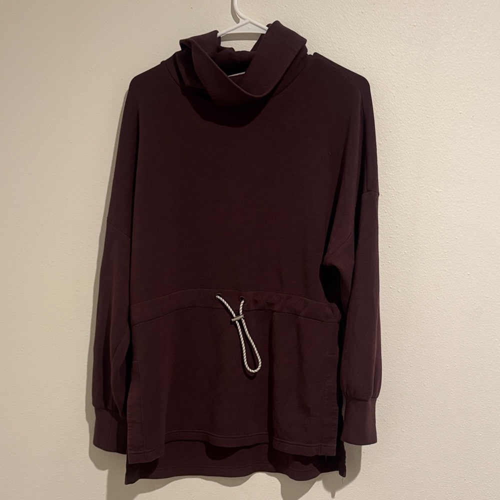 Varley Burgundy Pullover Jacket
